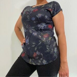 Crosby. Women’s S Black Sequin Floral Short Sleeve Top Blouse Lightweight